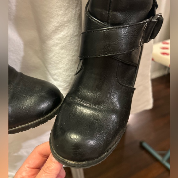Aldo Aslanian Black Boot - Picture 6 of 11